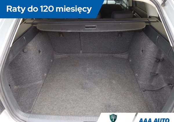 Skoda Octavia cena 28000 przebieg: 264558, rok produkcji 2014 z Trzemeszno małe 172